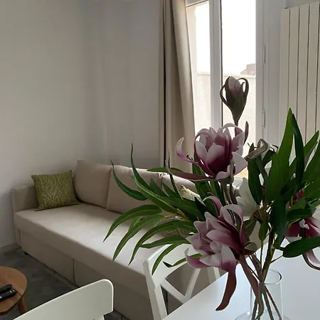 Duplex Cosy Tres Proche De La Defense Apartment